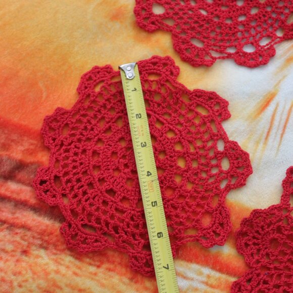 Handmade Crochet doilies red - Picture 3 of 6